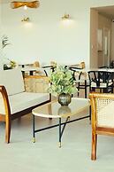 Loxwood Apartment