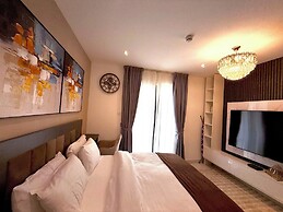 Loxwood Apartment