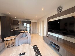 Loxwood Apartment