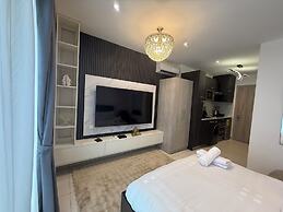 Loxwood Apartment