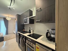 Loxwood Apartment