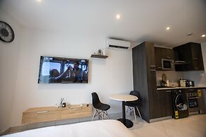 Loxwood Apartment