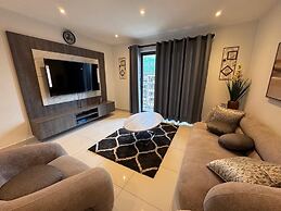 Loxwood Apartment