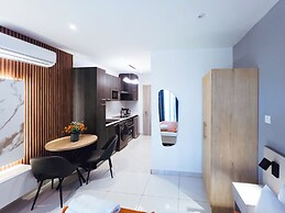 Loxwood Apartment