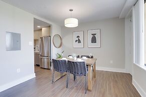 Walkable DC View Apartments