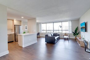 Walkable DC View Apartments