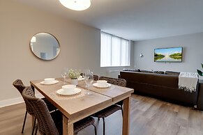 Walkable DC View Apartments