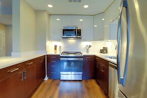 Walkable DC View Apartments