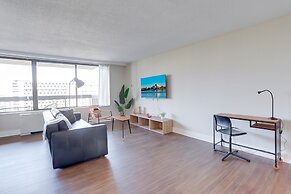 Walkable DC View Apartments