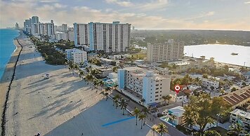 Casa Roselle 3 Bedroom on the beach