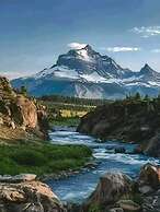 Glacier National Park Travel Agency