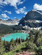 Glacier National Park Travel Agency