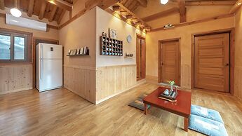 Yangpyeong Vivaco Hanok Stay