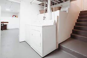 Stay & Play - Central Family Friendly