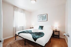 Stay & Play - Central Family Friendly