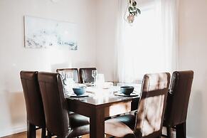 Stay & Play - Central Family Friendly