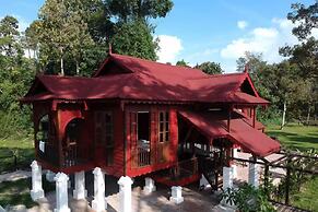 Bagas Zakariah Orchard Lodge