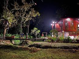 Bagas Zakariah Orchard Lodge