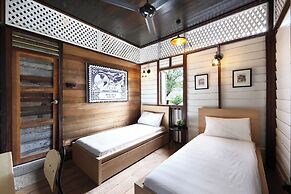 Bagas Zakariah Orchard Lodge