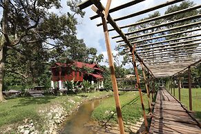 Bagas Zakariah Orchard Lodge