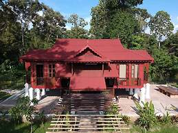 Bagas Zakariah Orchard Lodge