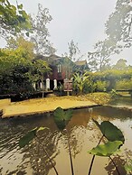 Bagas Zakariah Orchard Lodge