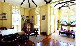 Bagas Zakariah Orchard Lodge