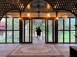 Bagas Zakariah Orchard Lodge