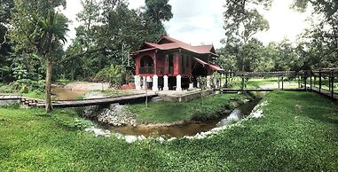 Bagas Zakariah Orchard Lodge