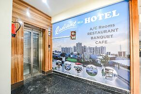 Fabhotel Radiant Blu