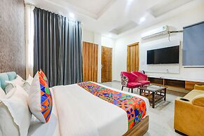 Fabhotel Radiant Blu