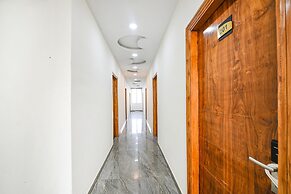 Fabhotel Radiant Blu