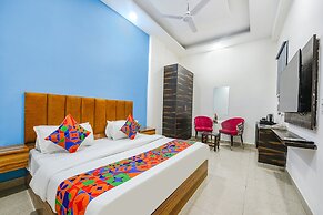 Fabhotel Radiant Blu