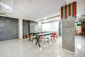 Fabhotel Radiant Blu