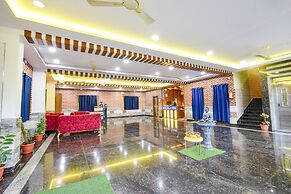 Fabhotel Galaxy Park