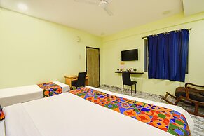 Fabhotel Galaxy Park