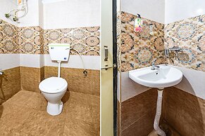 Fabhotel Galaxy Park