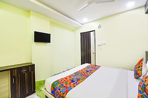 Fabhotel Galaxy Park
