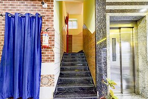 Fabhotel Galaxy Park