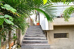 Fabhotel Galaxy Park