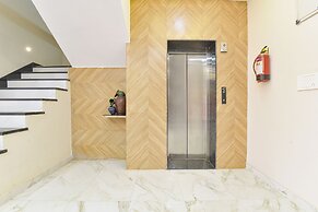 Fabhotel Lavish Palace