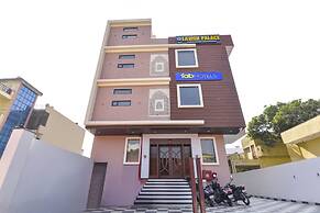 Fabhotel Lavish Palace