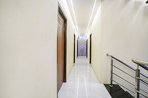 Fabhotel Powai Inn