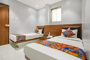 Fabhotel Powai Inn