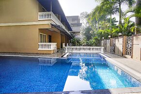 Fabhotel Blue Roof Sea Side