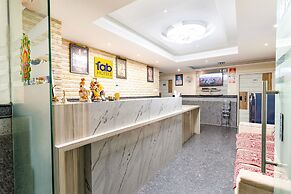 Fabhotel Sai Luxury Comforts