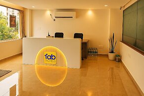 Fabhotel Maski Suites