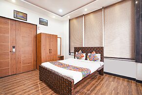 FabHotel VILLA DE BENARES