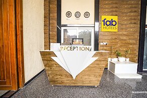 FabHotel VILLA DE BENARES