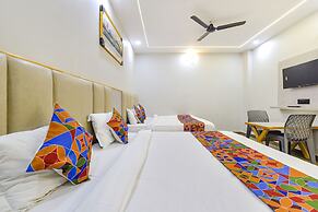 Fabhotel Heaven Palace